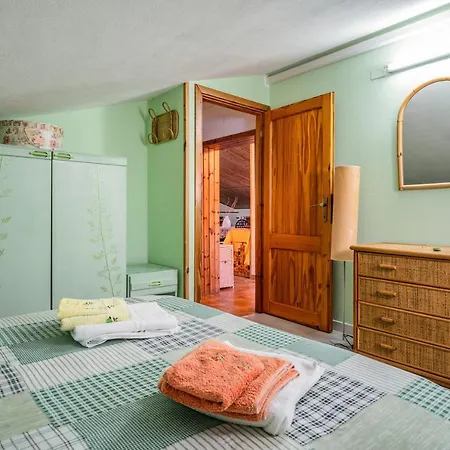 Guesthost - Torre Di Cozy