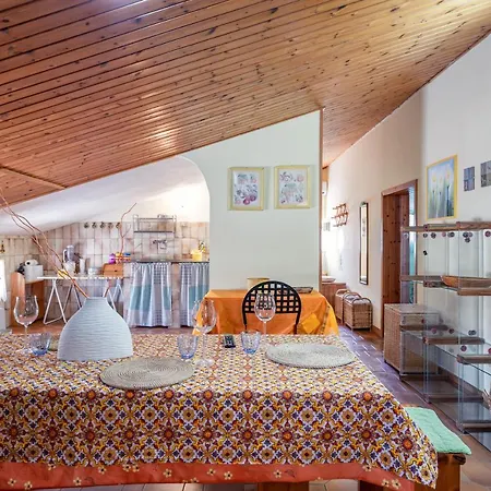 Guesthost - Torre Di Cozy