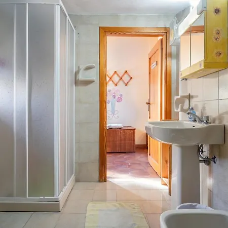 Torre Di Cozy Daire Calasetta