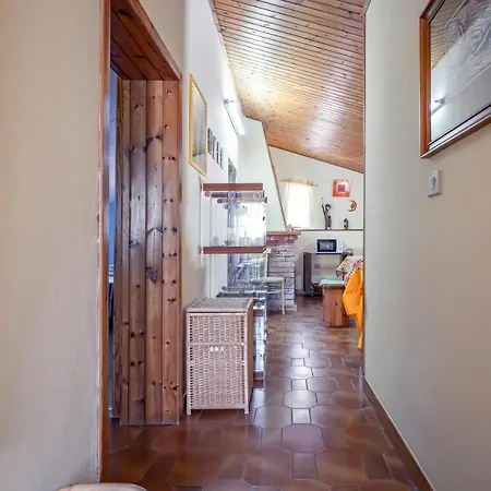 Guesthost - Torre Di Cozy