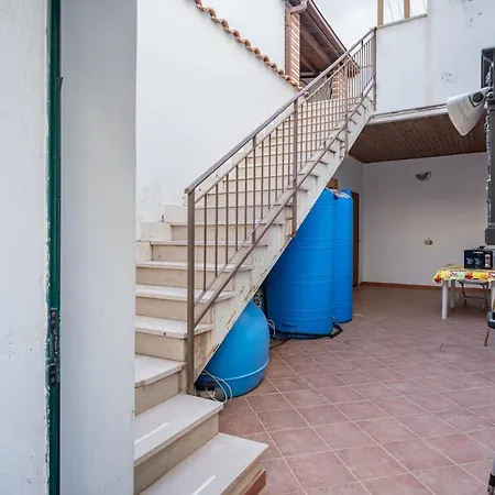 Guesthost - Torre Di Cozy