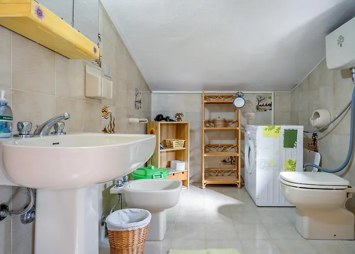 Guesthost - Torre Di Cozy Apartman